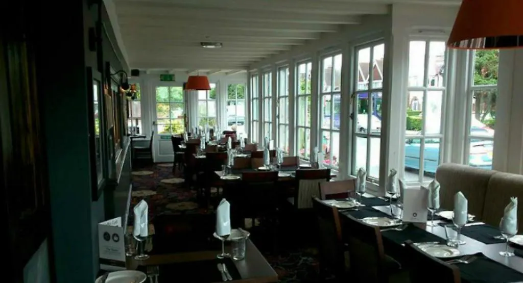 The Manor Bed and Breakfast Nottingham Bed & Breakfast